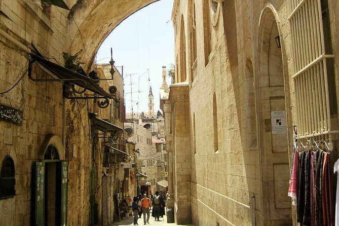 9 Languages Audio Guide For Jerusalem Old City - Overview