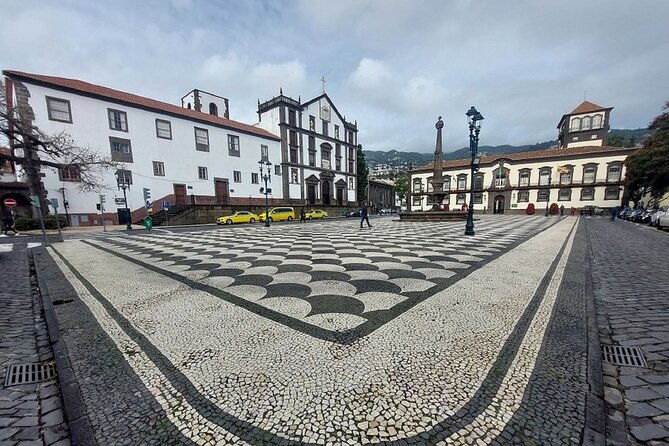 A Self-Guided Walk Through Funchal's Historic Heart With a Local - Quinta Vigia: Starting Point Details