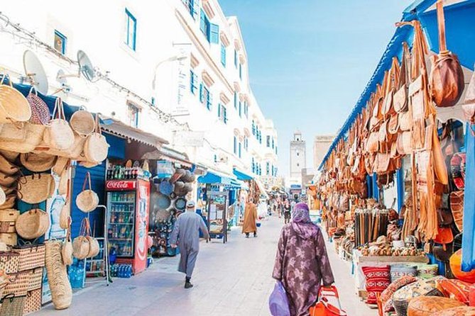 A Splendid Day in Essaouira - Shopping for Local Handicrafts