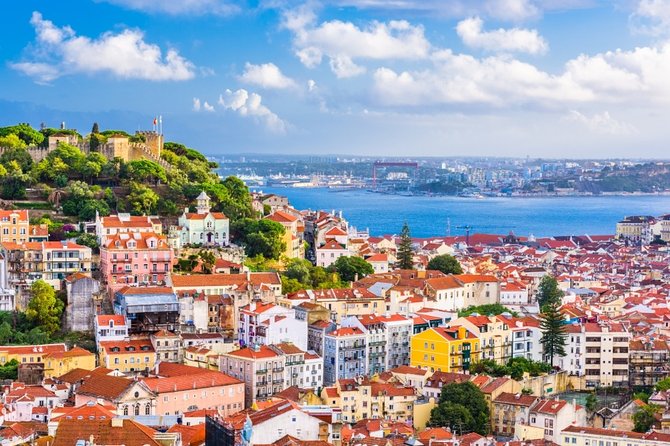 Airport Transfer: Lisbon to Lisbon Airport LIS in Business Car - Service Details