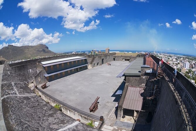 All Inclusive Port Louis Private Tour With Local Food Tasting