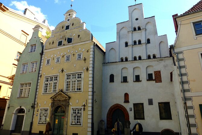 An Audio Tour of Old Riga: From St Peters Church to the Monument of Freedom - Meeting and End Point