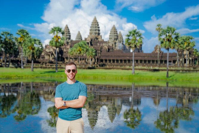 Angkor Wat,Angkor Thom, Bayon and Jungle Temple Ta Promh - Meeting and Pickup