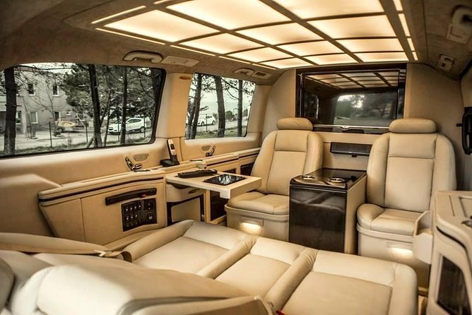 Antalya Airport (AYT) to Alanya Transfer - VIP Minivan - Meeting and Pickup