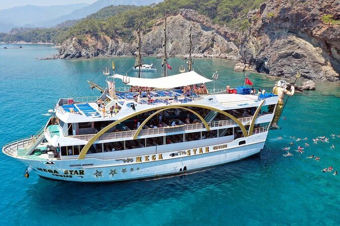 Antalya Mega Star Yacht Tour With Lunch, Foam Party & Transfer