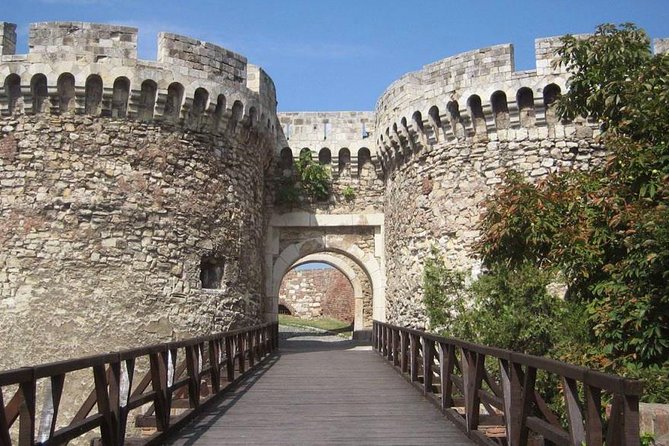 Architecture Tour of Skopje - Insider Insights