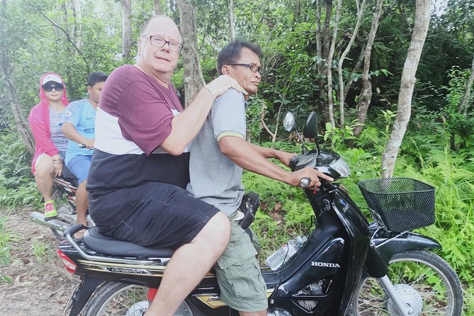 Banteay Srei & Kulen Mountain & Boeng Mealea - Tour Details