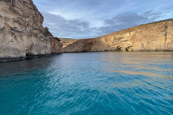 Blue Lagoon Ferry and Caves Tour - Tour Includes