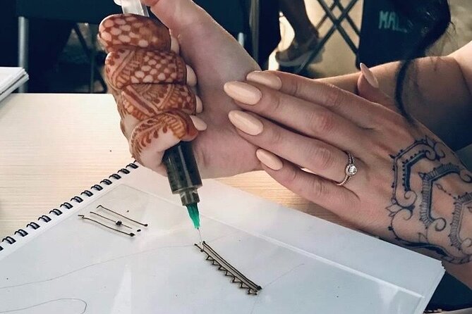 Bohemian Henna Class in Dubai - Inclusions
