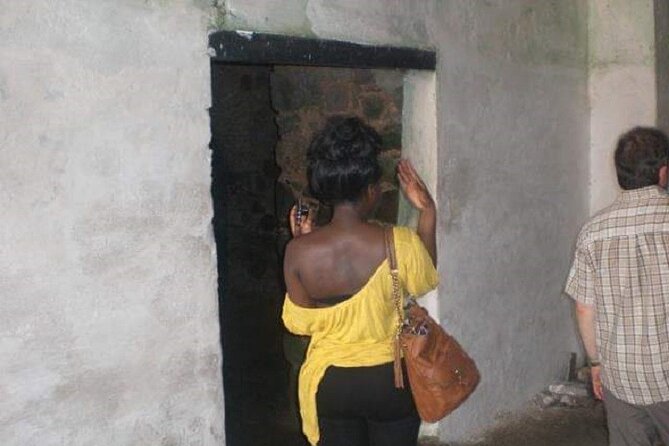Cape Coast Elmina Kakum Park Private Day Tour