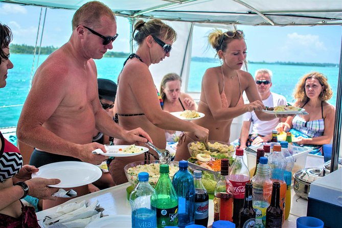 Catamaran Ile Aux Cerfs, Snorkeling + GRSE Waterfall, BBQ & Bar - Tour Overview