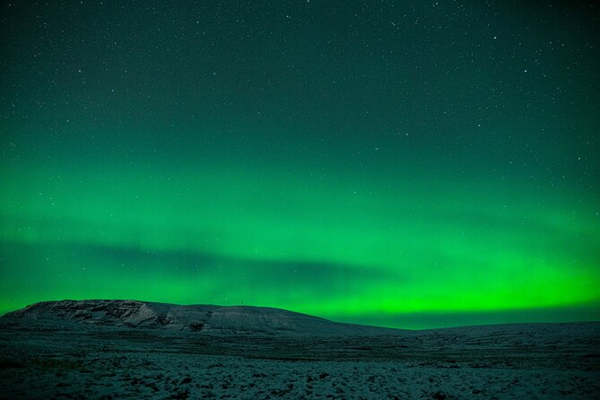 Christmas Evening Northern Lights Tour From Reykjavik - Tour Inclusions
