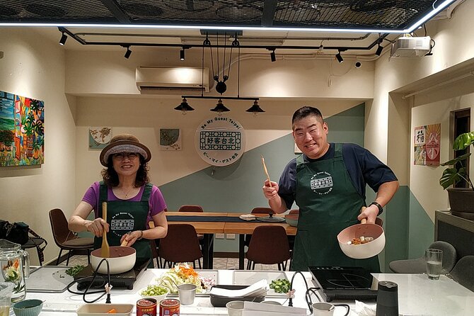 Dadaocheng, Taipei Old Town Cooking Class and Market Adventure - Dadaocheng Old Town Exploration