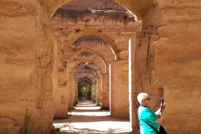 Day Tour Casablanca to Fez With Volubilis Sightseeing