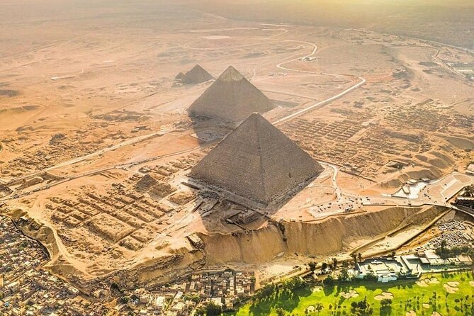 Day Tour to Panoramic View of the Giza Pyramids From Giza - Directions to Tour Guide Location