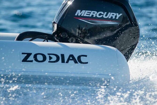 Dinghy in Costa Smeralda and La Maddalena Archipelago