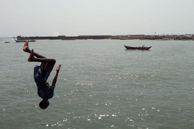 Explore Makoko With Confidence