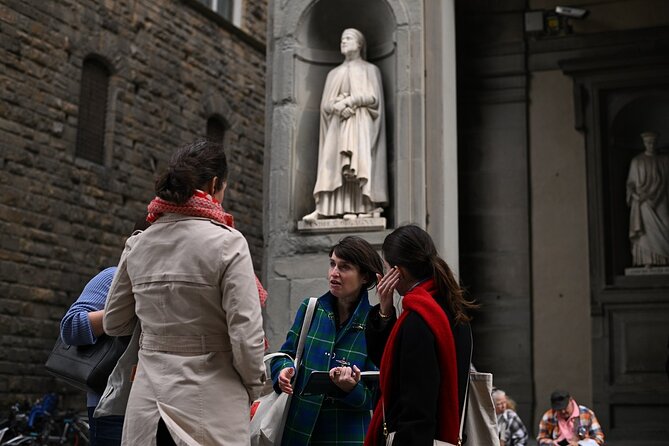 Florence: Guided Tour Medici Family Secrets, Chapels and History - Delving Into Medici History
