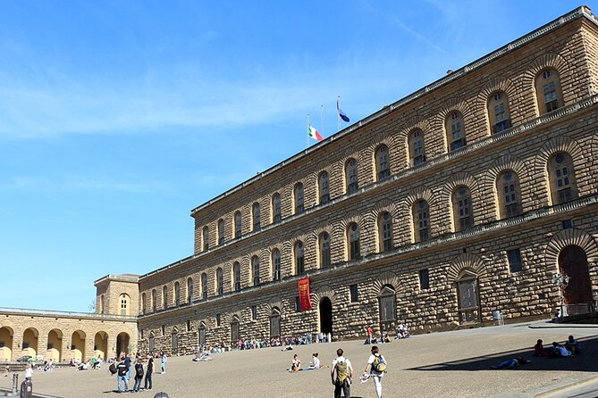 Florence: Palazzo Pitti & Boboli Gardens Private Tour W/ Tickets - Inclusions and Meeting Point