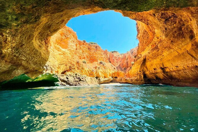 From Portimão to Paradise 60 Minutes Sunrise Tour - Included Amenities