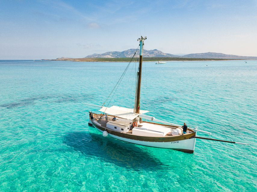 From Stintino: Asinara Vintage Sailing Boat Tour With Lunch