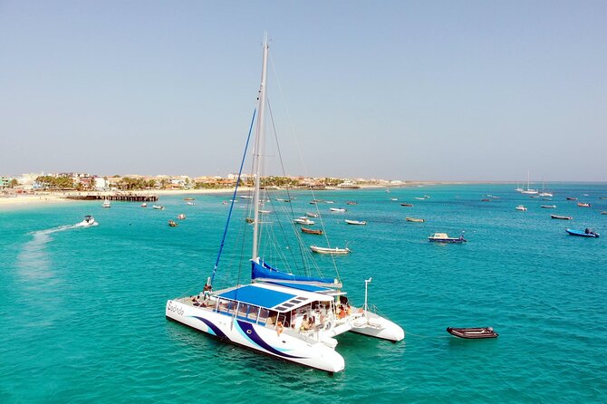 Full Day Highlights of Sal Tour by 4x4 and Catamaran With Lunch - 4x4 Adventure