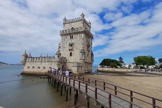 Full Day Private Lisbon Tour - Tour Inclusions and Exclusions