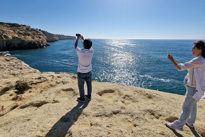 Full Day Private Seville to Lisbon Transfer With Stops in Algarve