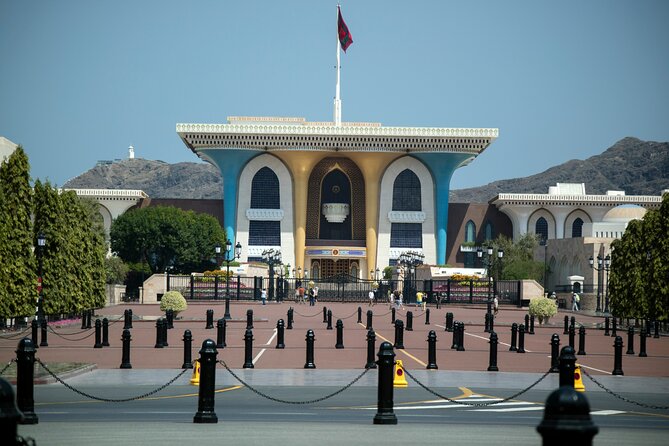 Full Day Private Tour in Muscat - Itinerary Overview