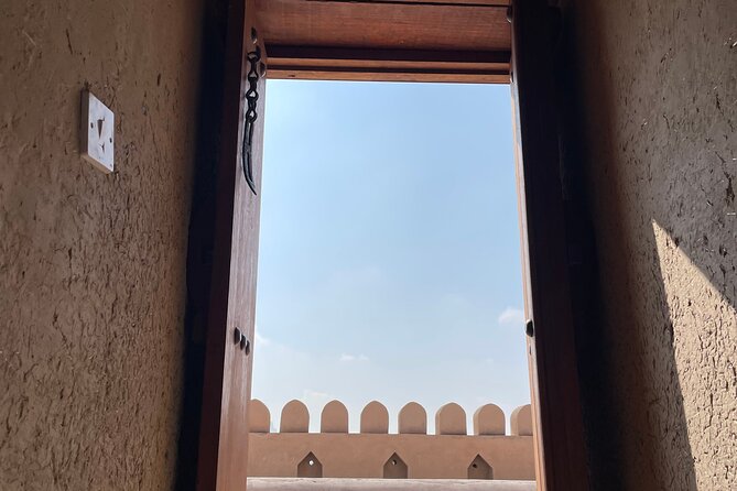 Full Day Private Tour to Nizwa and Jebel Akhdar - Important Information