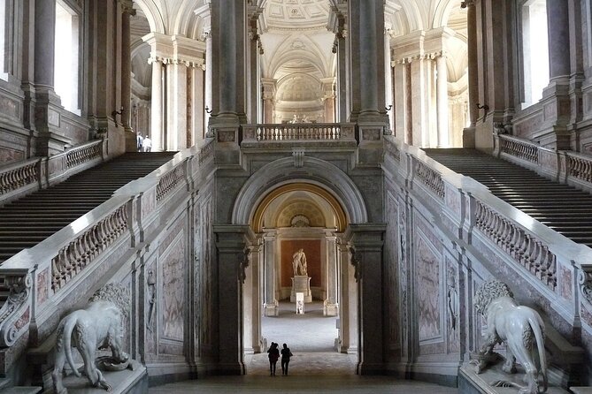 Full Day Private Tour to the Royal Palace of Caserta and Pompeii - Itinerary Highlights