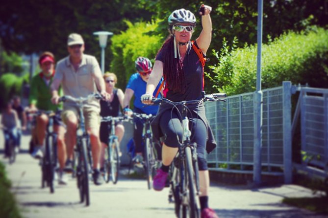 Guided Castle Bike Tour in Klagenfurt Am Wörthersee