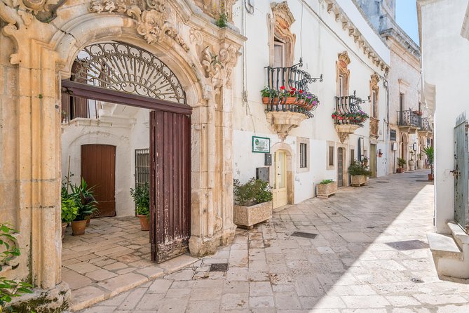 Guided Tour of Locorotondo - What to Expect