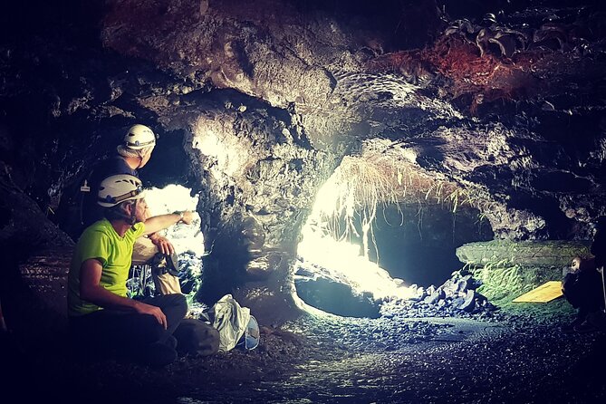 Guided Tour of the 2004 Lava Tunnels - Safety Equipment Provided