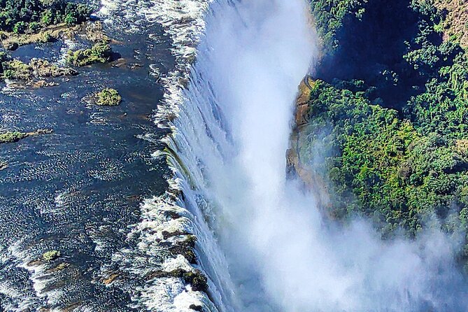 Guided Tour of the Falls (Zim Side) Wildlife Safari, by Savannah - Tour Details