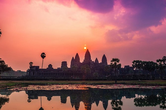 Half-Day Angkor Sunrise & 3 Main Temples Tour (Private Vehicles) - Meeting and Pickup Details