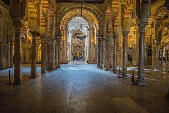 Half Day Tour to Mosque-Cathedral of Cordoba and Jewish Quarter