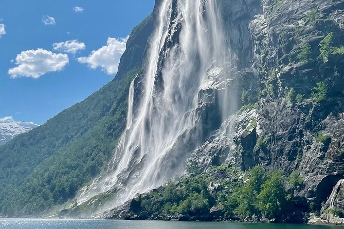 Hellesylt Sightseeing Boat Geirangerfjord - Cancellation Policy