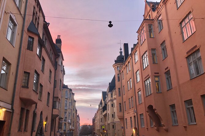 Helsinki: Katajanokka and Suomenlinna (Unesco Site) With Doro - Reservation