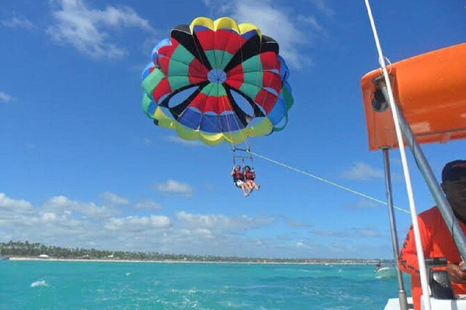 Hurghada: Parasailing Adventure With Hotel Pickup - Meeting and Pickup Details