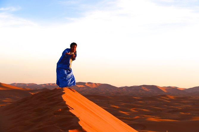 In Merzouga: Half Day 4×4 Safari at Sunset With Sandboarding in Erg Chebbi Dunes