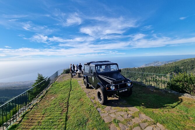 Jeep 4x4 Full Day East, Santana, Thatched Houses, Pico Areeiro, Levada Walk - Pickup Information