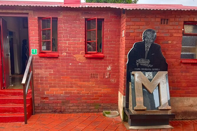 Johannesburg/Soweto & Apartheid Museum Private Tour - Itinerary Details
