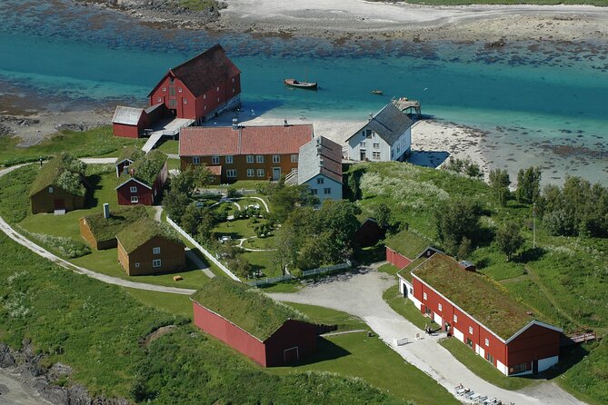 Kjerringøy and Nordfjord Cruise - Included Amenities on Board