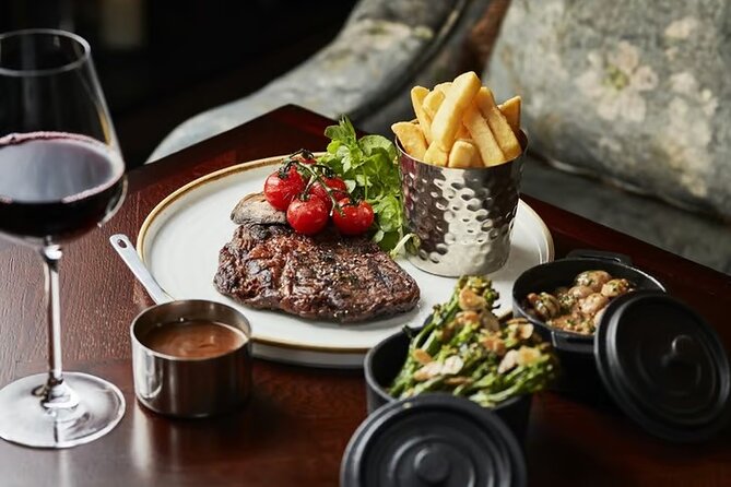 Les Miserables London Theater Tickets With Three Course Meal - Event Information