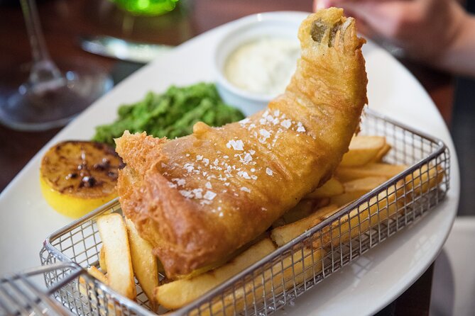 Les Miserables London Theater Tickets With Two Course Meal - Inclusions