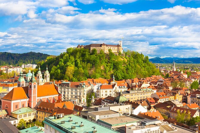Ljubljana Scavenger Hunt and Best Landmarks Self-Guided Tour - Tour Overview