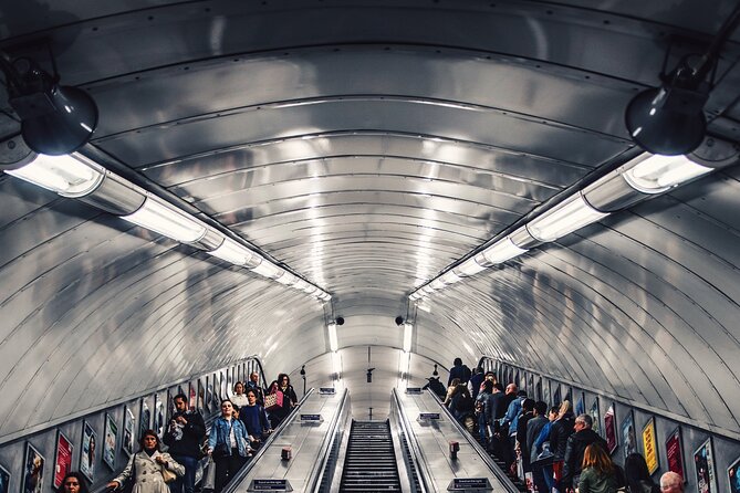 London 3 Hour Private Small Group Walking Tour With Inside Tips & Whatsapp Help - Insider Tips