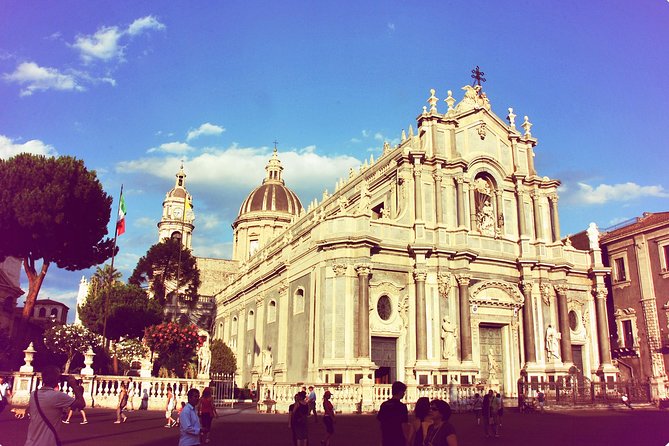LUXURY CATANIA TRANSFER to City Center (Airport, Hotels, Port, Station) - Requirements for Pickup
