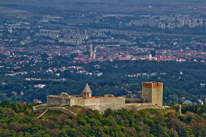 Medvedgrad Fortress: Half Day Guided Walking Tour From Zagreb - Meeting Point and Start Time